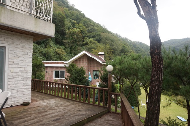 3717953229_pgrq5s1n_e